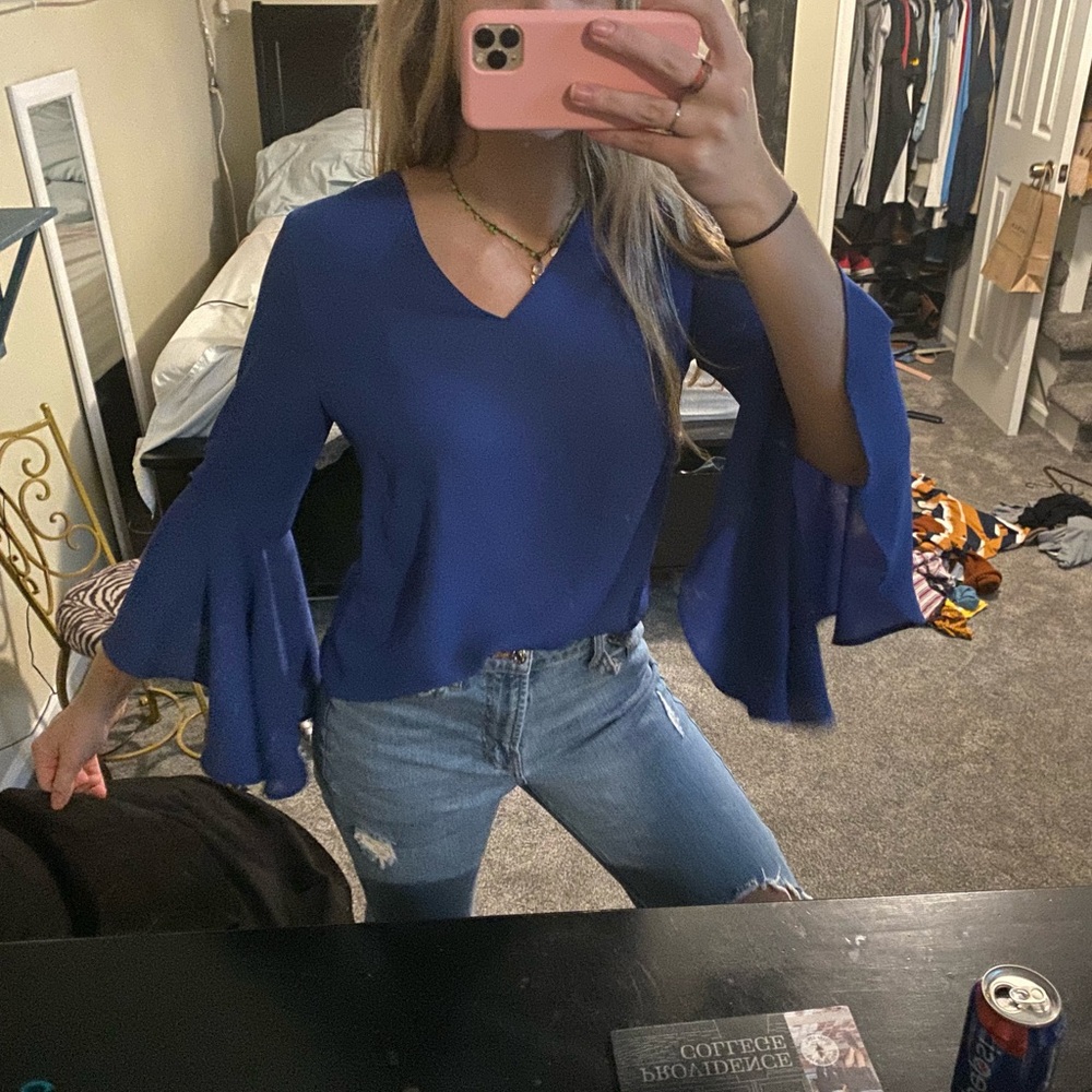 FAVORITE FLOWY LONGSLEEVE